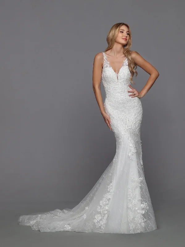 DaVinci Bridal 50770 Mermaid Fit And Flare V-Neck Lace Tulle Open Back Train Wedding Gown