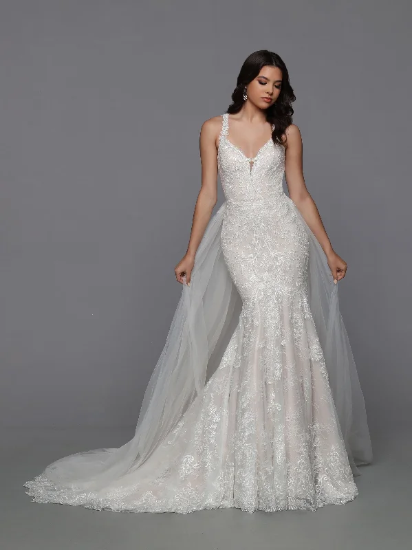 DaVinci Bridal 50783 Mermaid Fit And Flare Lace V-Neck Detachable Train Wedding Gown